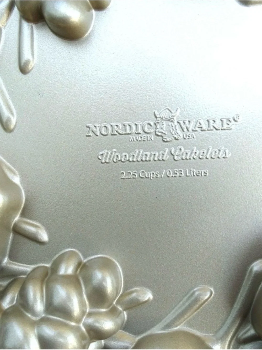 Nordic Ware decorative bundt